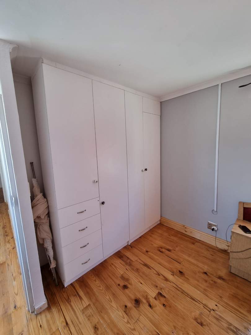 4 Bedroom Property for Sale in Zonnebloem Western Cape